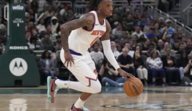 Former Buck Delon Wright gives depleted Knicks a lift in rare start