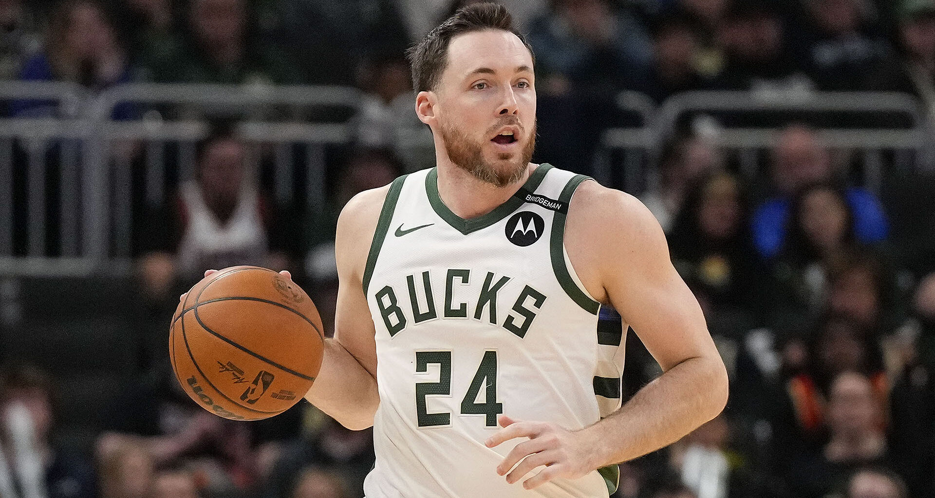 Reports: Myles Turner agrees to $107 million deal with Bucks