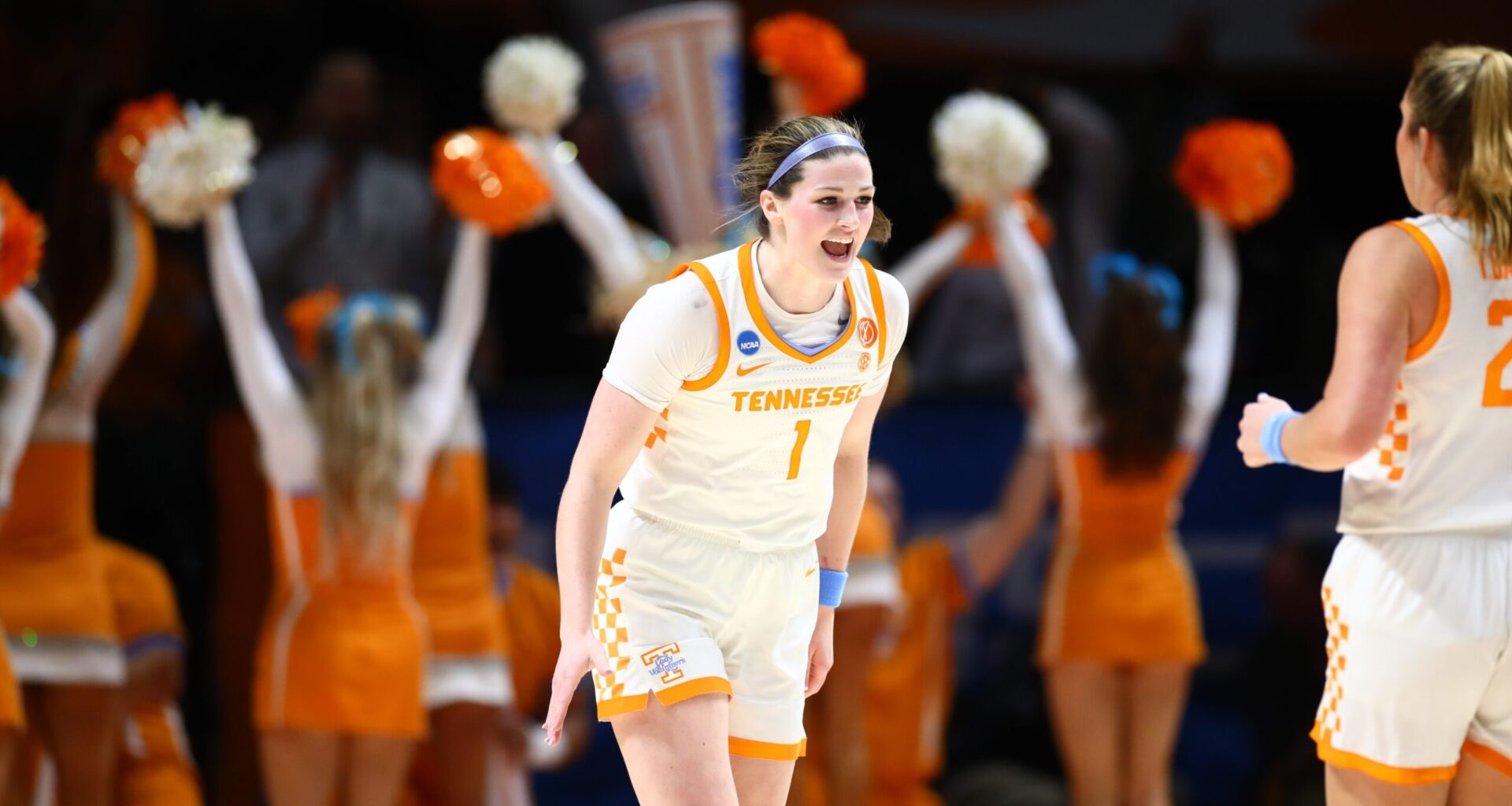 Former Lady Vols Basketball Forward Sara Puckett Signs Professional Contract