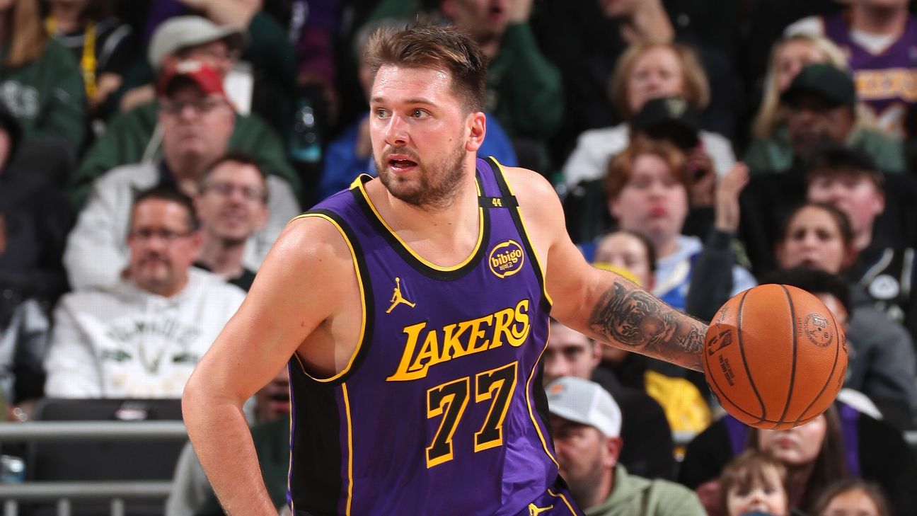 Luka Doncic, Jericho Sims deliver highlight-reel moments in Lakers-Bucks first half