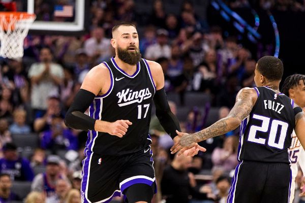 Nuggets, Kings' Saric for Valanciunas swap made official