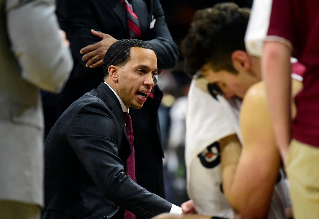 Nuggets add Rodney Billups, JJ Barea to David Adelman's coaching staff