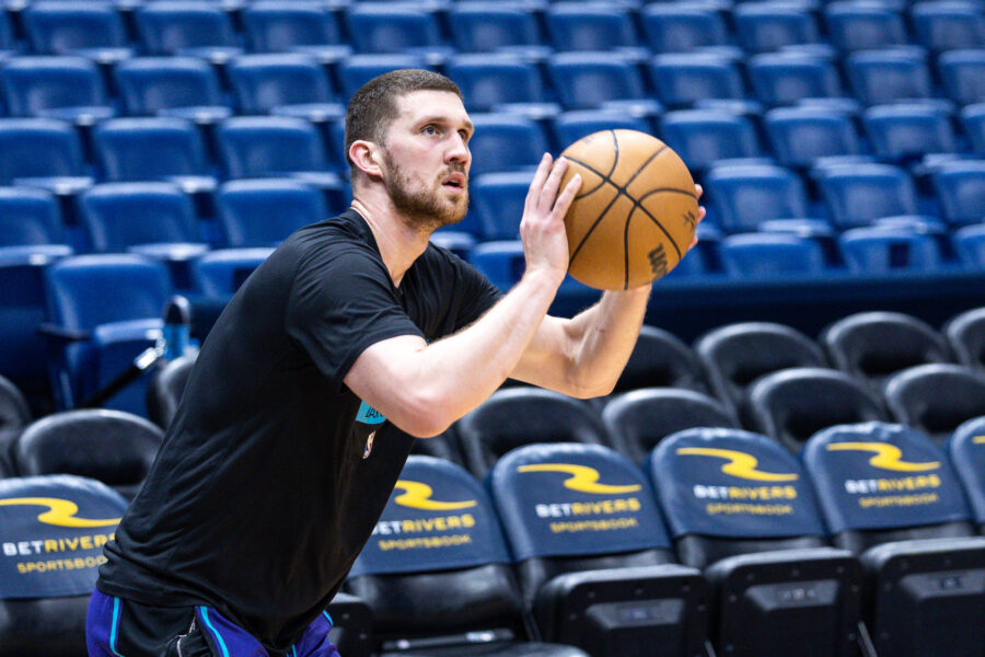 Jazz Guarantee Svi Mykhailiuk's Salary For Next Season