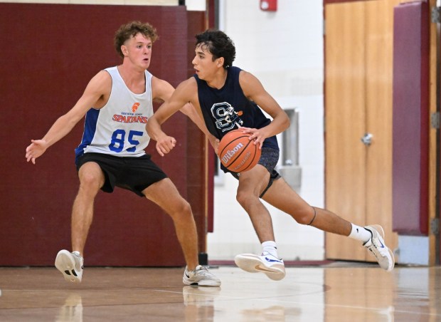 Salisbury's Steven Lozada drives up the court as the team plays Southern Lehigh in the small school title game in the Lehigh Valley Summer Basketball League on Friday, July 25, 2025, at Whitehall High School. (Amy Shortell/The Morning Call)
