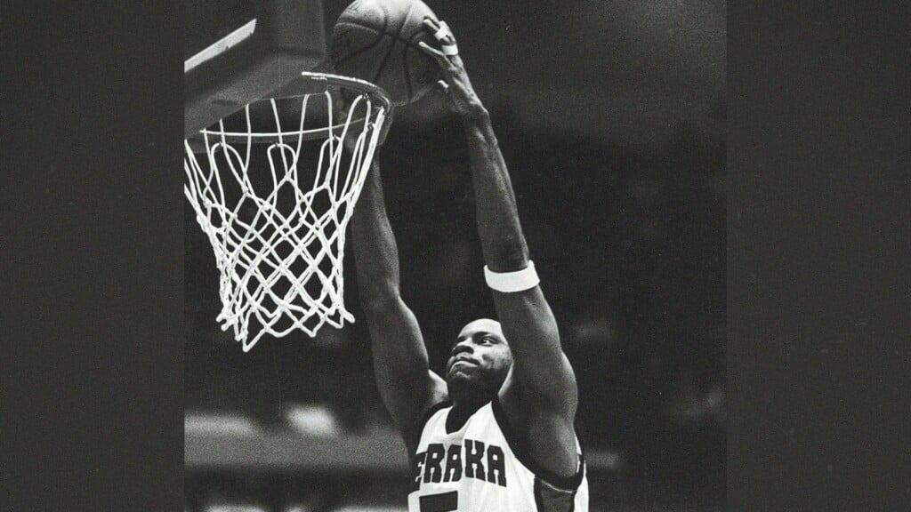 Former Husker basketball player Larry Florence dies at 49