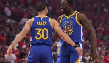 Stephen Curry scores 31 points in the Warriors' 95-85 victory over the Rockets 95-85 in Game 1