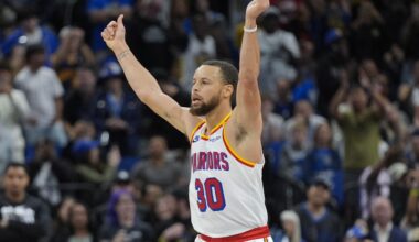 Stephen Curry does it all in a 56-point masterpiece, from a halfcourt heave to a jersey toss to mom