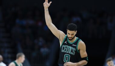 Tatum scores 32, Celtics pull away to beat Hornets 124-109 after 2 Charlotte players ejected