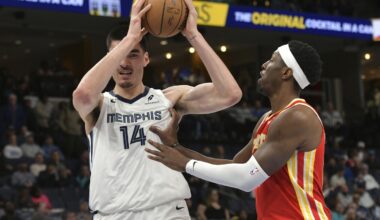 LeVert's last-second bucket gives Hawks a 132-130 win over the Grizzlies