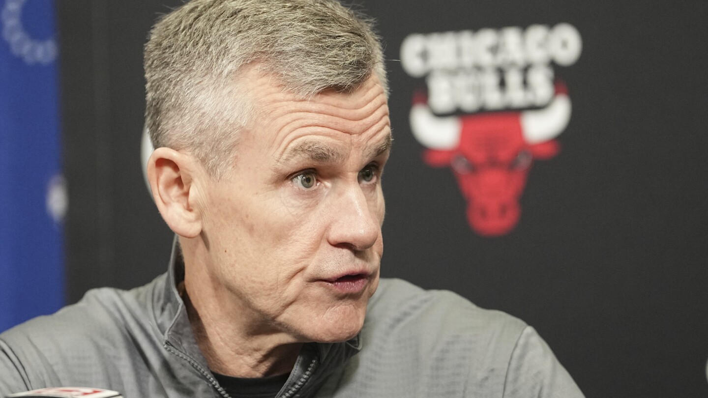 Bulls, coach Billy Donovan agree to contract extension
