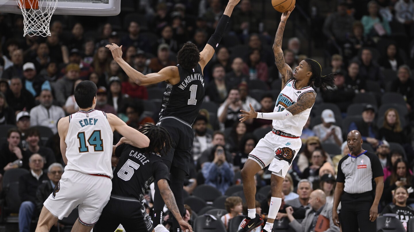 Morant's 21-point, 12-assist performance carries Grizzlies past Wembanyama and the Spurs 129-115