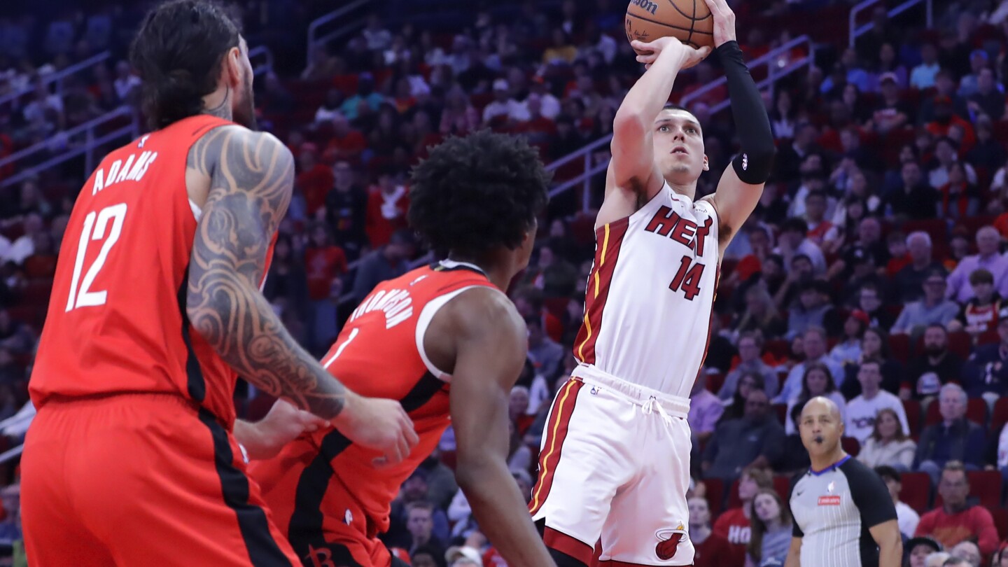 Herro leads Heat over Rockets in game marred by fight and ejections in final minute