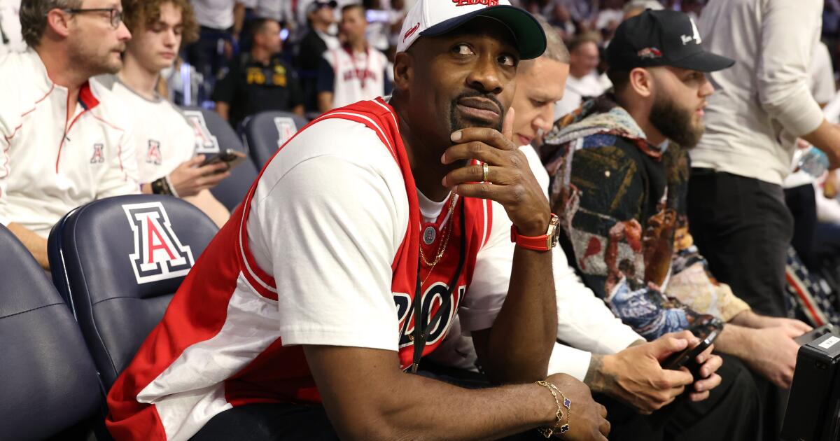 Ex-NBA star Gilbert Arenas arrested; 'high-stakes illegal poker' alleged