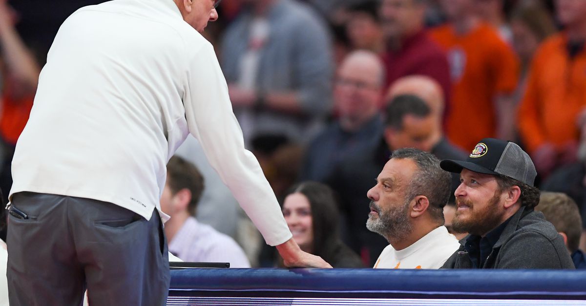 Syracuse Orange athletics: the lingering booster drama doesn’t help anyone