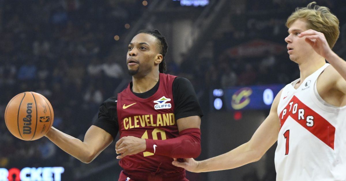 Darius Garland’s late-game heroics lift Cavs in sloppy 132-126 win over Raptors