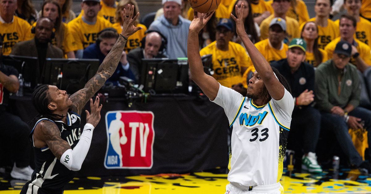 Milwaukee Bucks Survey: Fans approve of Myles Turner, prefer Porter off bench