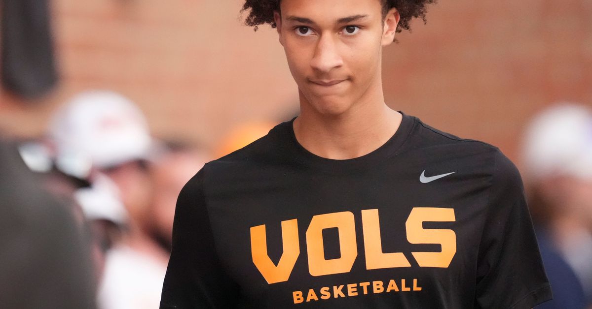 ESPN calls Nate Ament a potential No. 1 overall pick in the 2026 NBA Draft