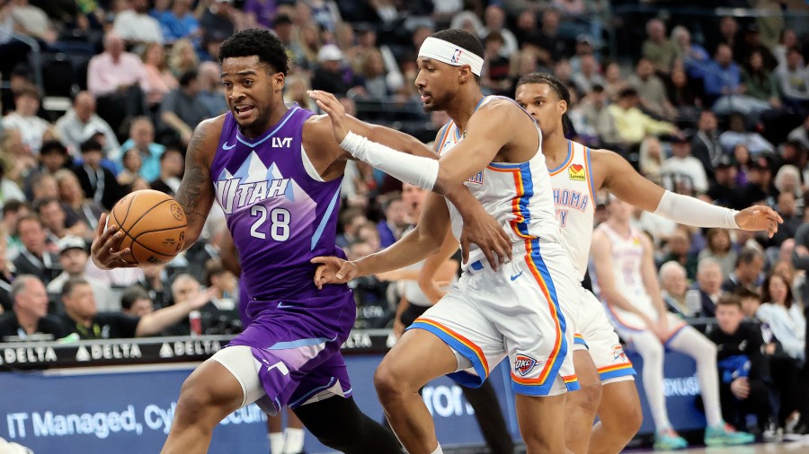 Utah Jazz forward Brice Sensabaugh (28) moves Oklahoma City Thunder guard Aaron Wiggins (21)