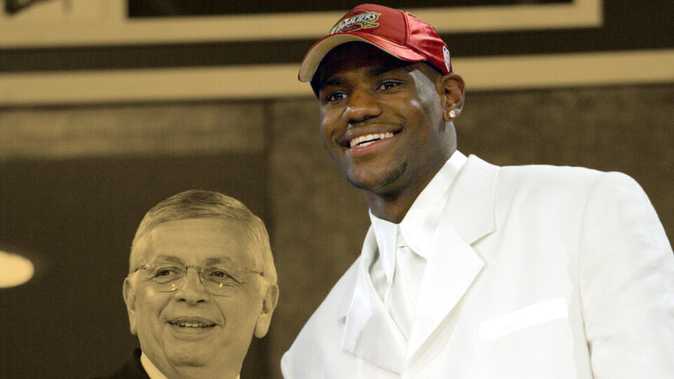 "This kid looks like he could come in and play right away without missing a beat" - NBA executives and scouts break down LeBron James' game ahead of the 2003 draft