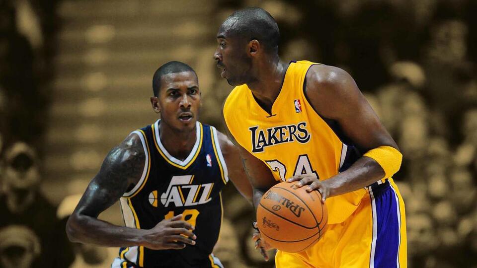 Raja Bell on clotheslining Kobe Bryant during 2006 playoffs for his arrogant and pompous behavior: "I really felt like that at the time"