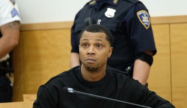 Former NBA star Sebastian Telfair is asking for a pardon in his fraud case as he's set to serve six months in a federal prison for violating the terms of his conditional release
