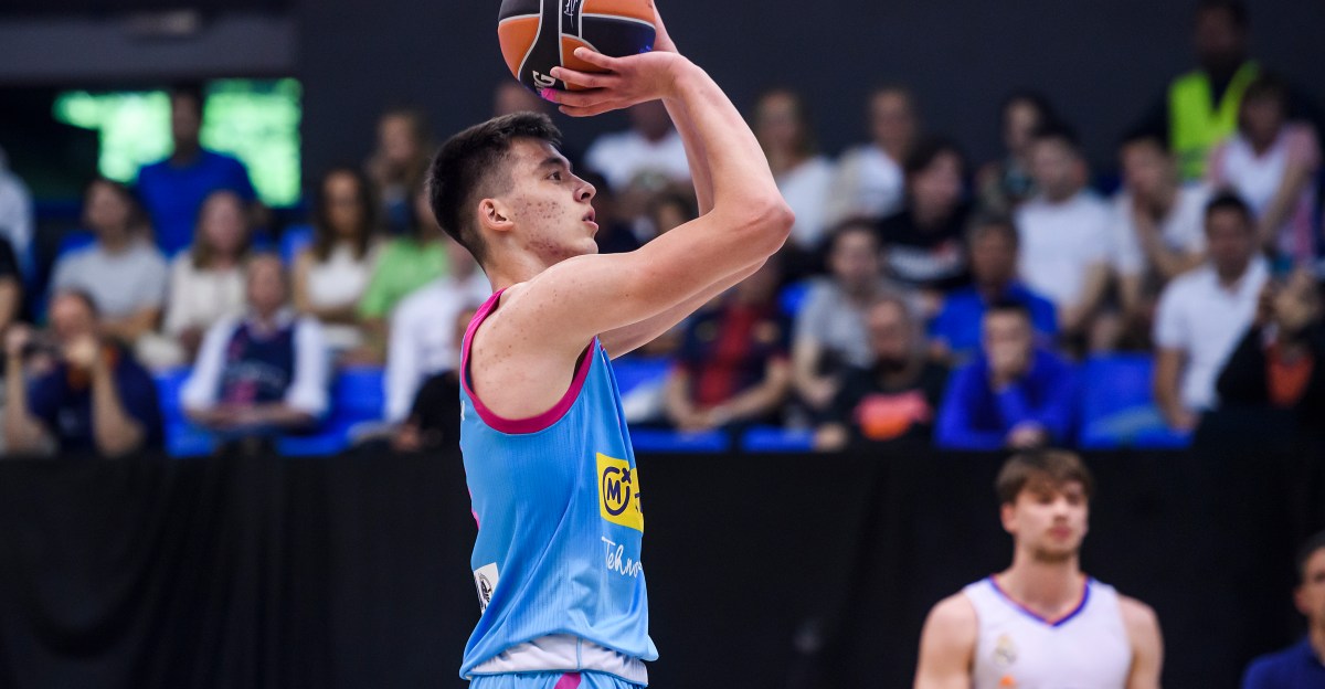 Andrija Jelavic set to join Kentucky Basketball team this weekend