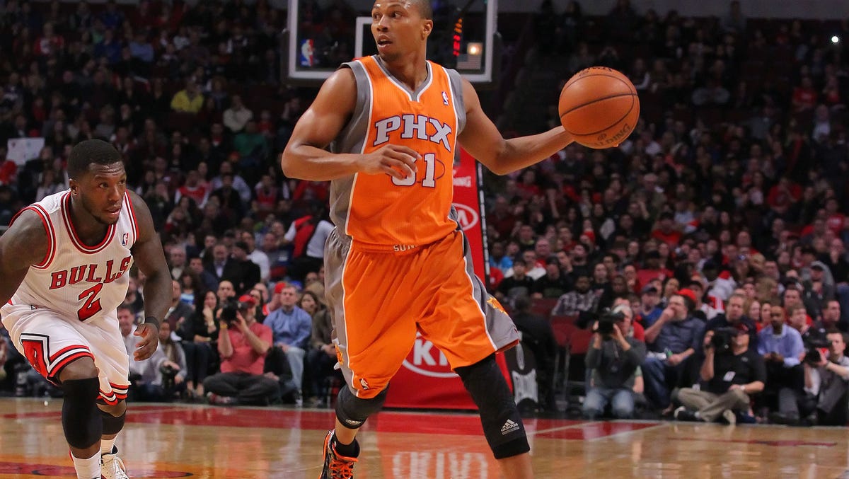 Former Suns player seeks Trump pardon in $4M healthcare fraud case