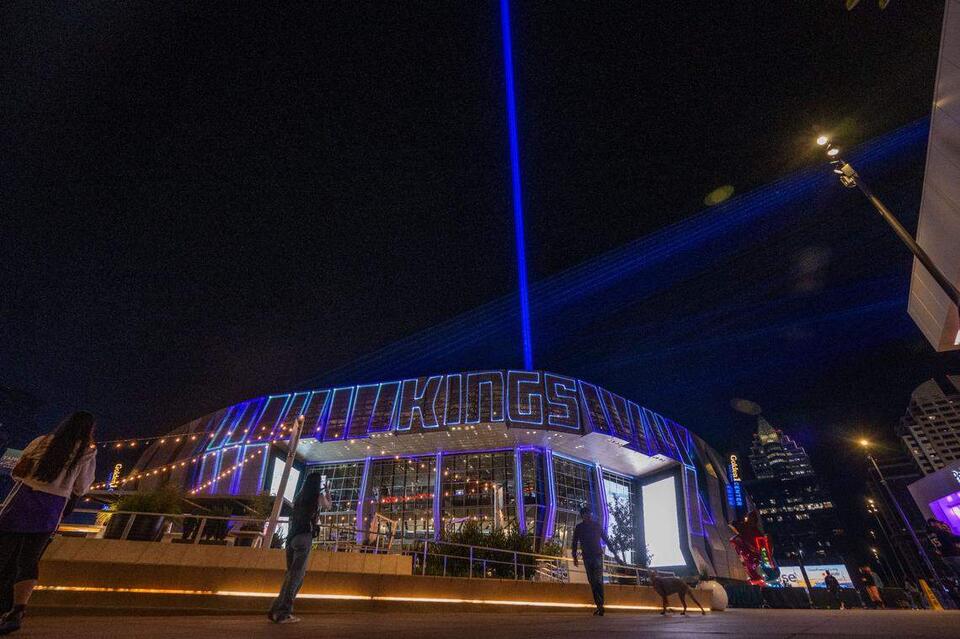 How many times will Sacramento Kings light the beam this season?