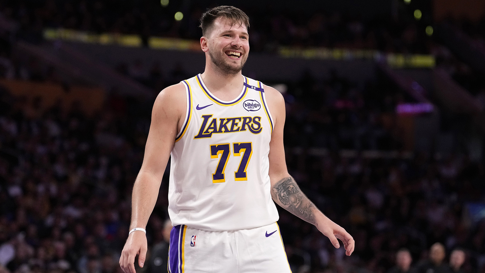 Luka Doncic reaches 3-year, $165 million extension with Lakers