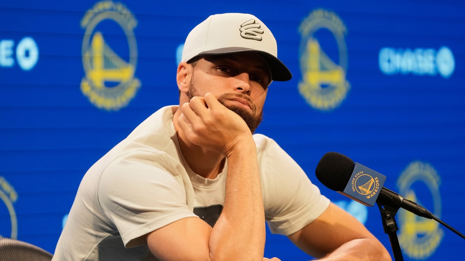 Steph Curry says NBA players are 'underpaid' amid Micah Parsons-Cowboys trade buzz