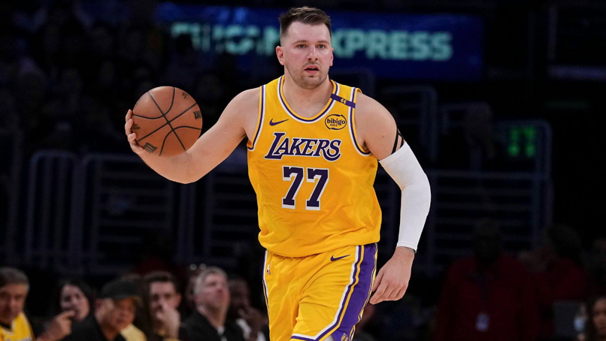 Luka Dončić signs contract extension: Lakers star agrees to reported three-year, $165 million deal