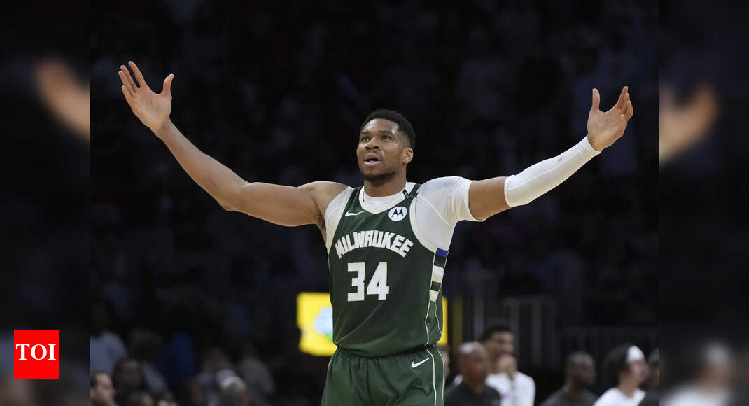 Will Giannis Antetokounmpo play tonight against the New Orleans Pelicans? Latest update on the Milwaukee Bucks star's injury report (April 10, 2025) | NBA News