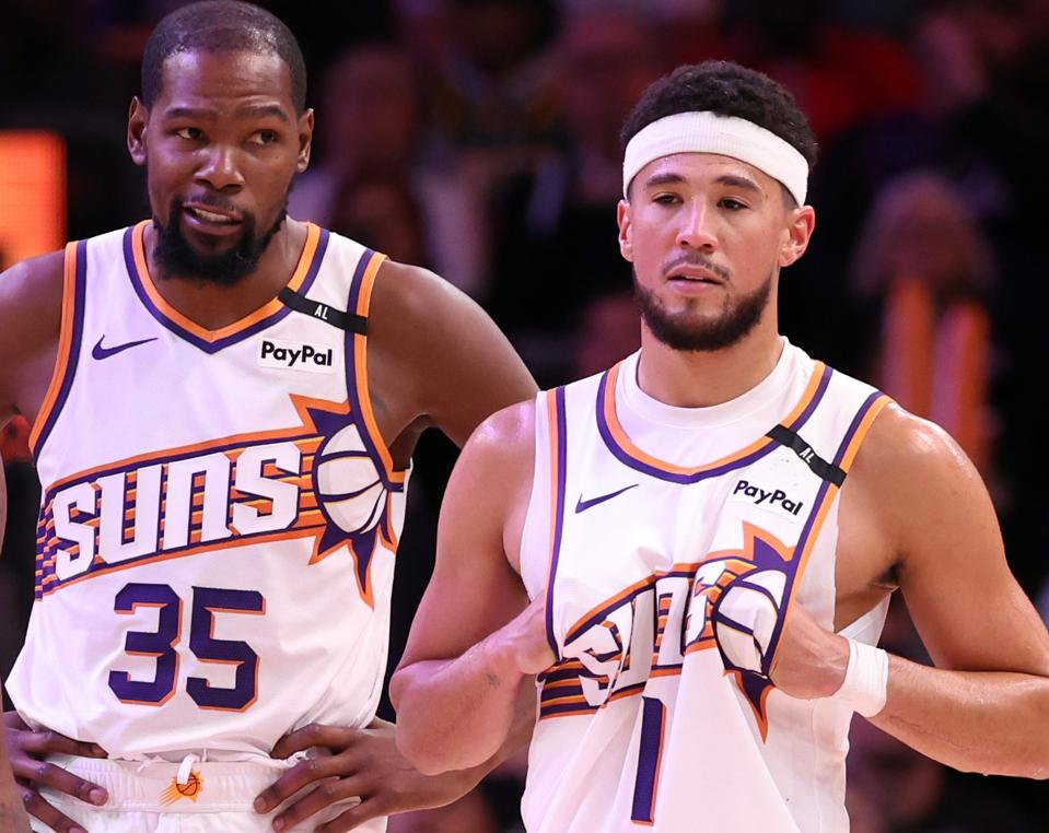 Philadelphia 76ers v Phoenix Suns