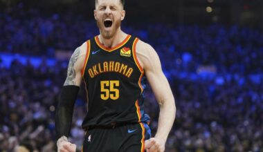 Thunder set NBA playoff record for first-half points with 87 vs. Denver in Game 2 of West semis