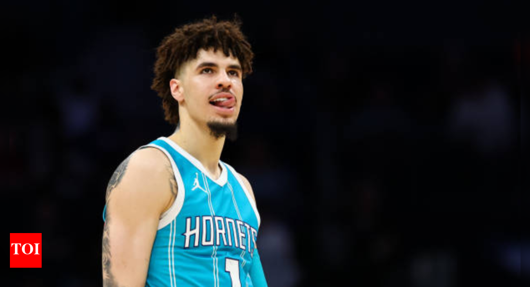 “Very, very welcoming” - LaMelo Ball’s teammate explains how he is becoming cornerstone Charlotte Hornets need | NBA News