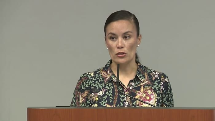 San Antonio Mayor Gina Ortiz Jones calls for independent economic analysis on new Spurs arena