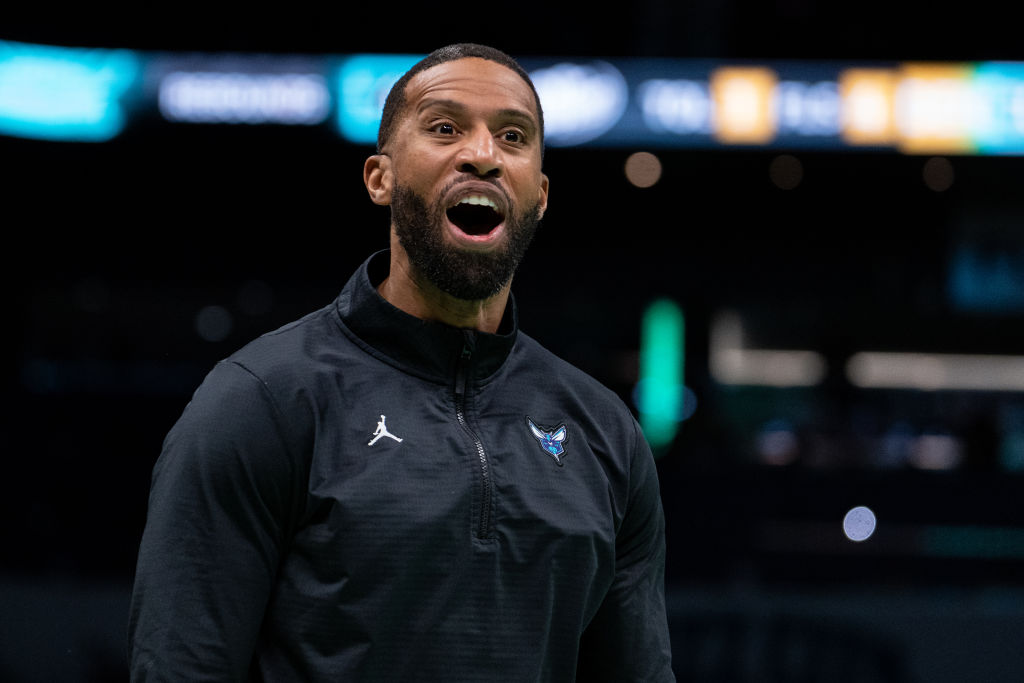 Charles Lee Reacts To The Hornets 2025-2026 Schedule