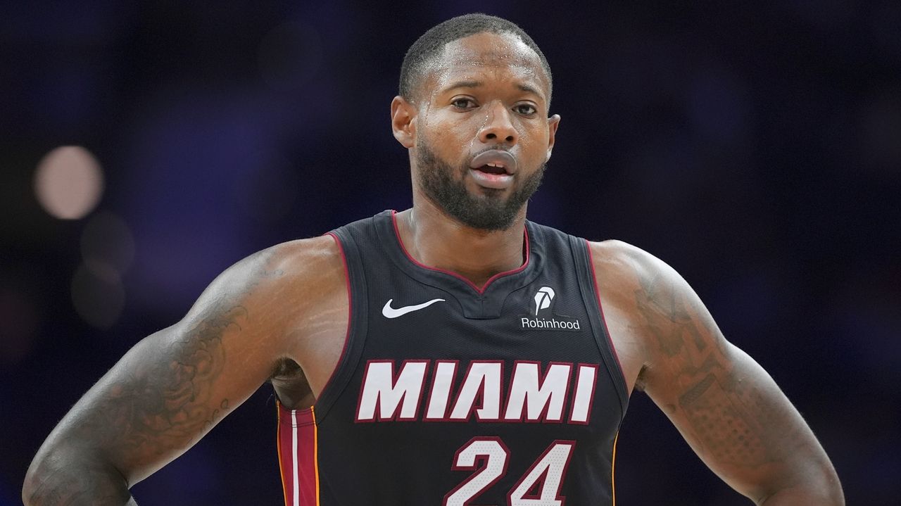 Heat get under tax line, trade Haywood Highsmith to Nets for 2nd round pick