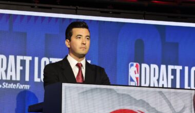 Toronto Raptors extend GM Bobby Webster, who takes more control of team