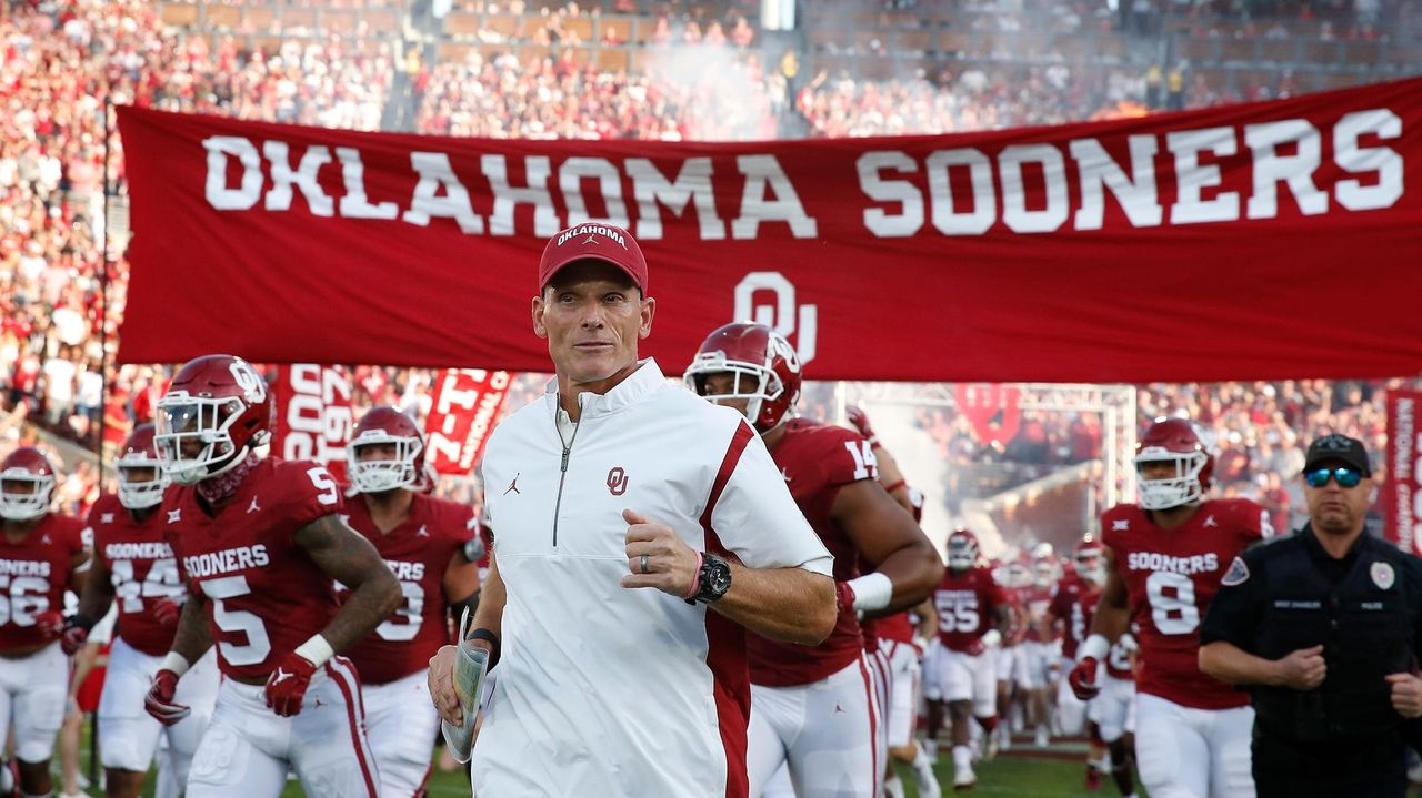 Oklahoma sells fan access to postgame press conferences