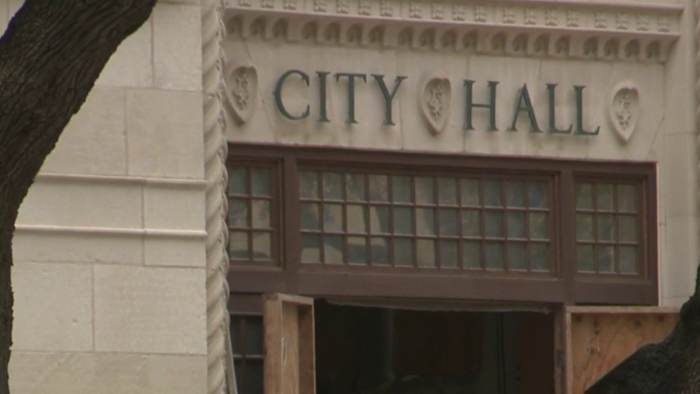 San Antonio City Council goes head-to-head in dueling paths for Spurs arena next steps