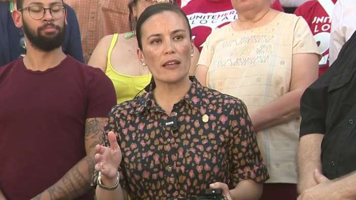 Mayor Gina Ortiz Jones tries to turn heat up on city council members ahead of Spurs arena vote