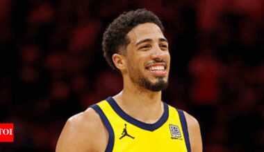 Indiana Pacers fan takes fanboying to the next level by getting hand tattoos of Reggie Miller and Tyrese Haliburton | NBA News