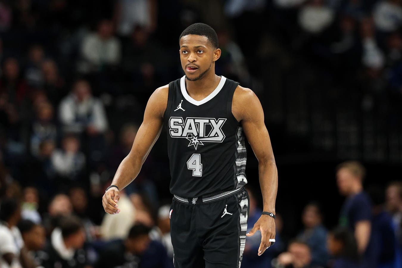 NBA’s New Max-Contract Paradigm Adds Risk To De’Aaron Fox’s $220-Plus Million Extension