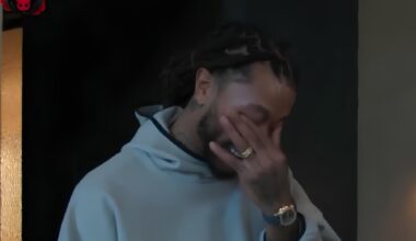 Emotional Derrick Rose sobs uncontrollably over Bulls jersey honor that will be reversed under one condition