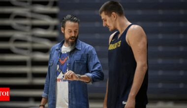 Nikola Jokic receives warm gesture from Denver Nuggets executive despite declining a $212 million contract extension | NBA News