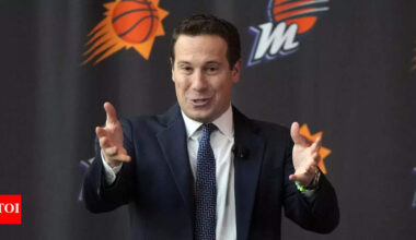 Fresh trouble looms as Minority owners of Phoenix Suns and Mercury escalate tensions with lawsuit against controlling owner Mat Ishbia | NBA News