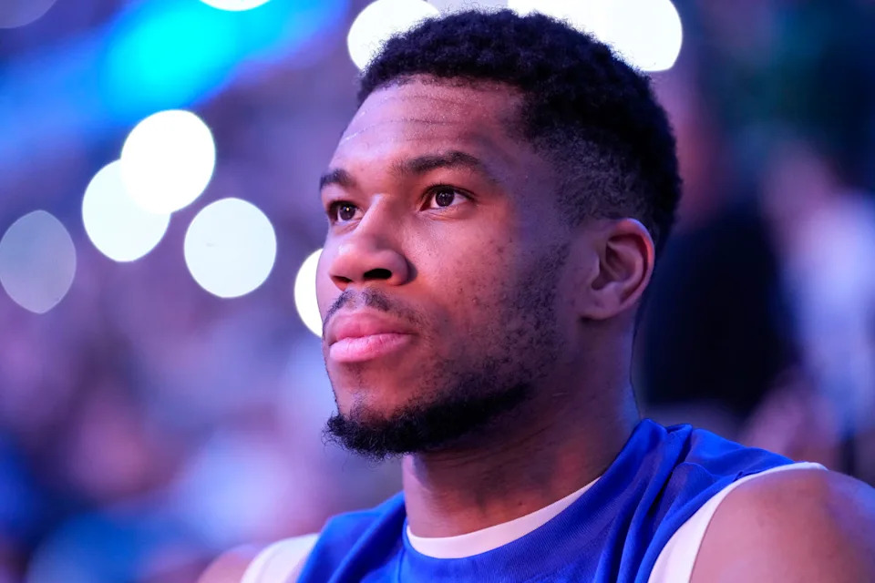 Milwaukee Bucks forward Giannis Antetokounmpo is ranked the No. 1 forward by The Athletic's Zach Harper. © Jeff Hanisch-Imagn Images