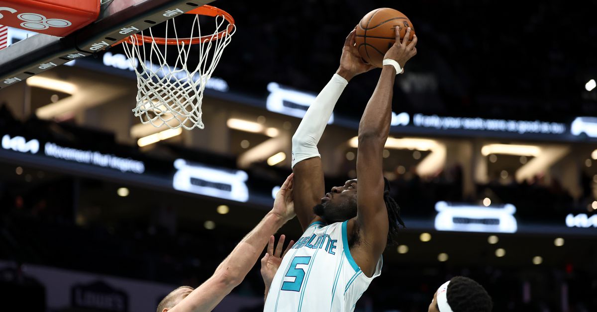 Inside the Suns - Topics: Mark Williams, Jordan Ott’s offense, the Suns’ third best offensive player