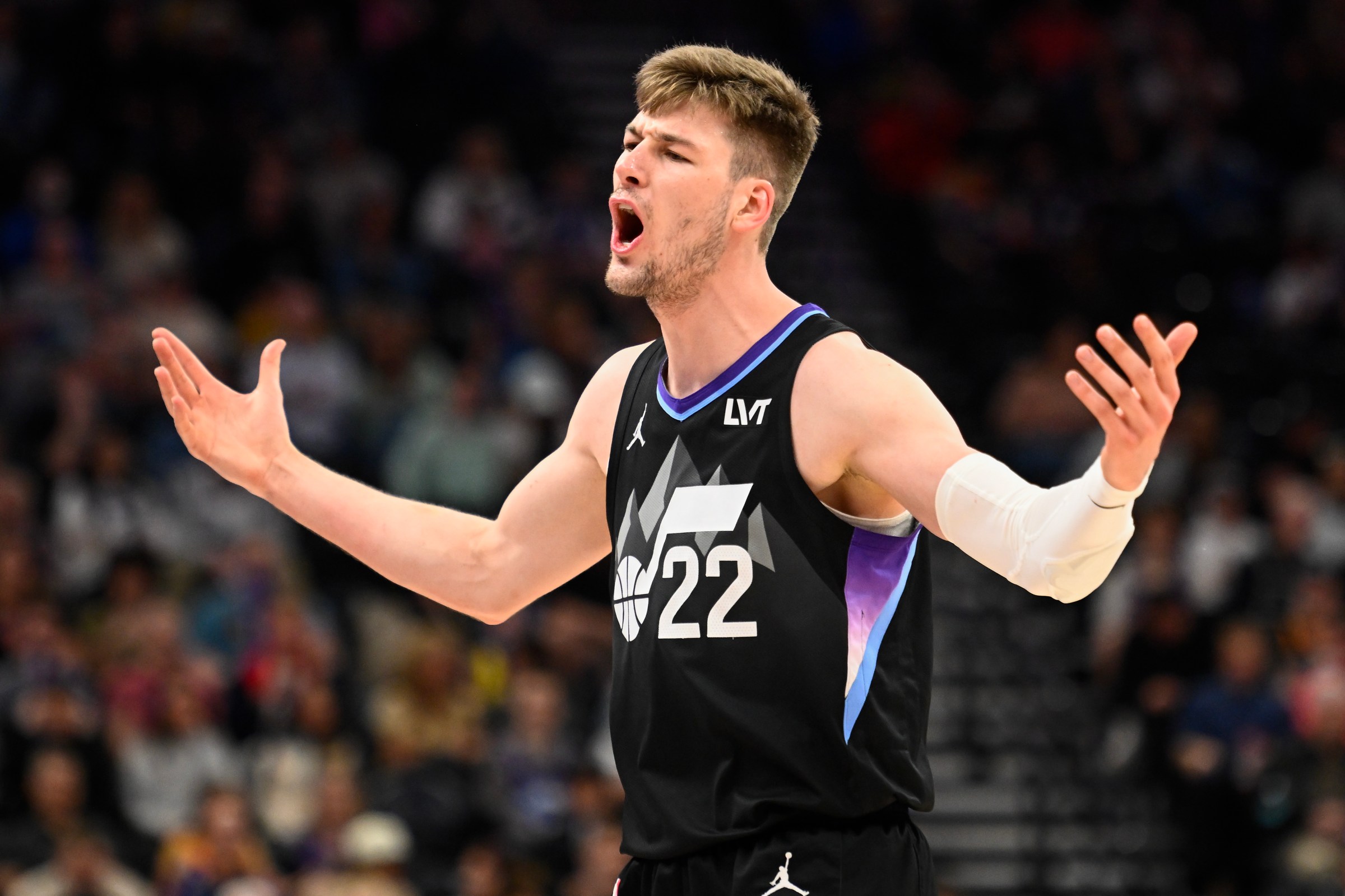 Portland Trail Blazers v Utah Jazz